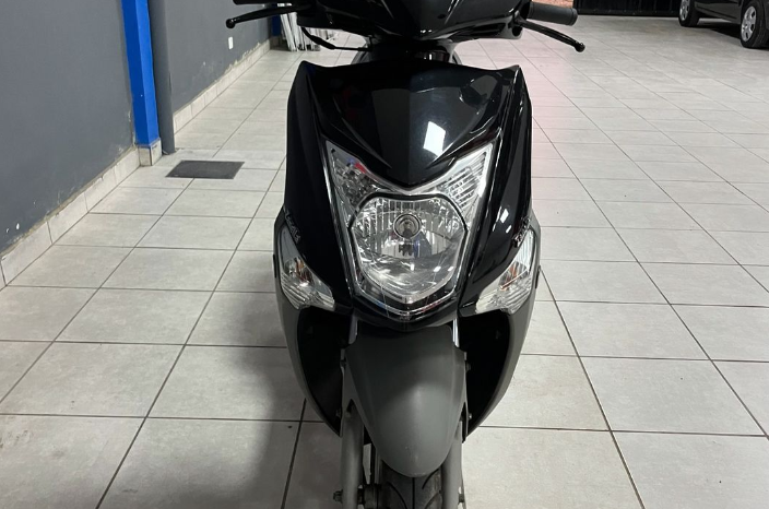 
								Usado Zanella 150 CC full									